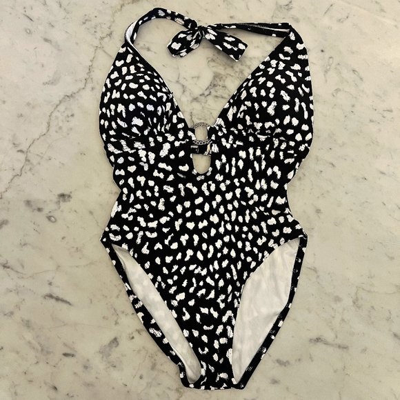 Michael Kors Black & White Animal Print Silver O-Ring One-Piece Swimsuit… - Picture 1 of 11